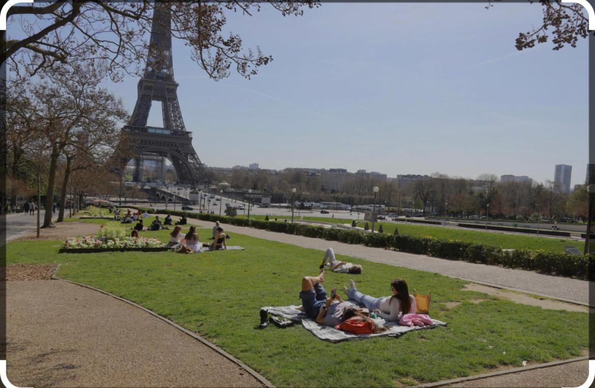 Appartement Le Bon Marche Paris Luaran gambar